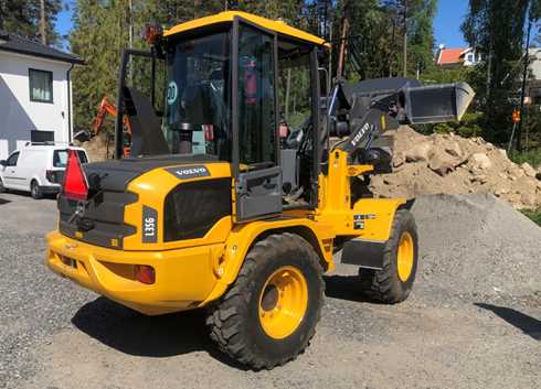 Hjullastare Volvo L35GS efterlyst i Stockholm